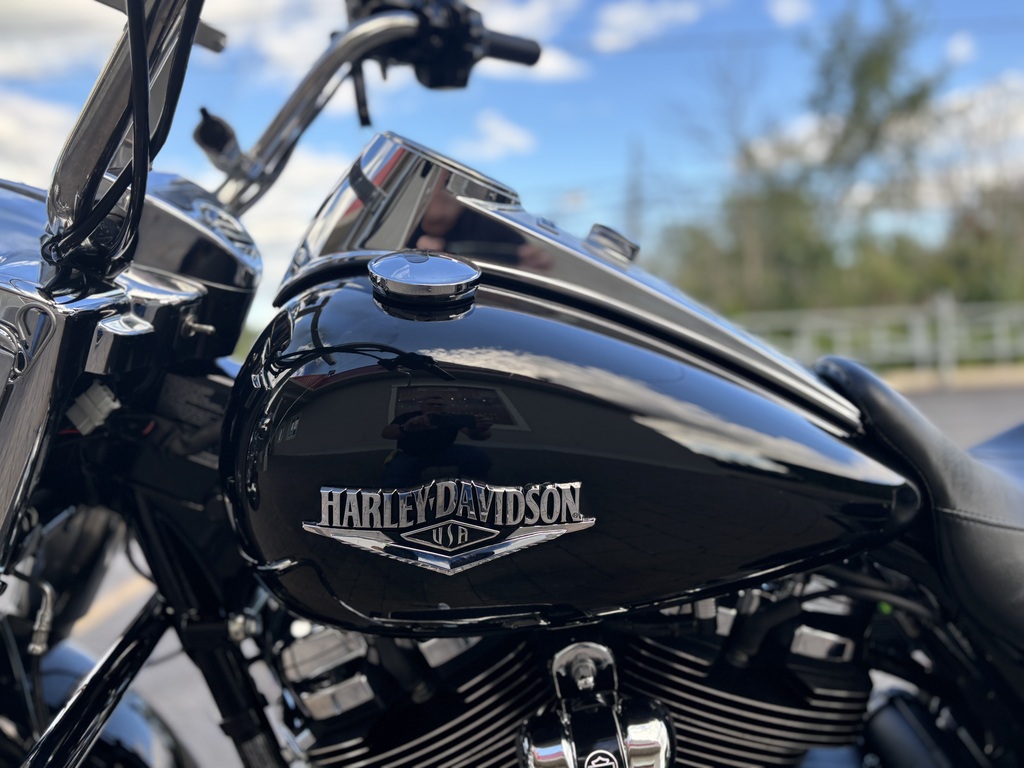 Harley-Davidson FLHR Road King 2021