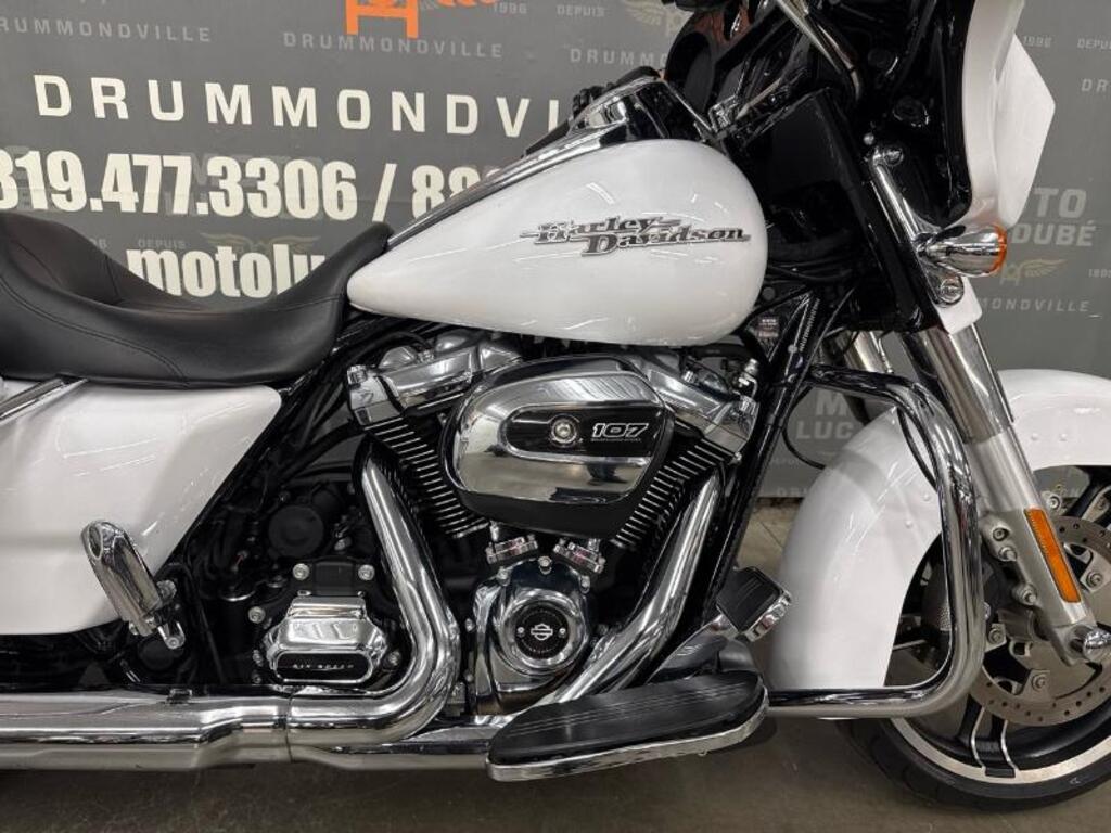 Harley-Davidson FLHXS Street Glide Special 2017