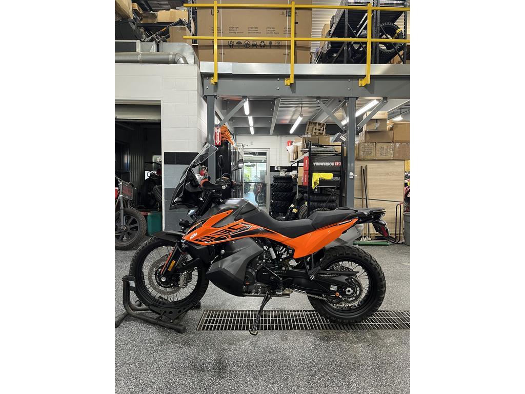 KTM 890 AVENTURE S 2022