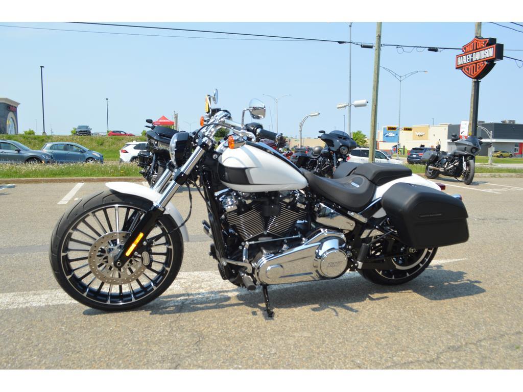 Harley-Davidson FXBR Breakout 2024