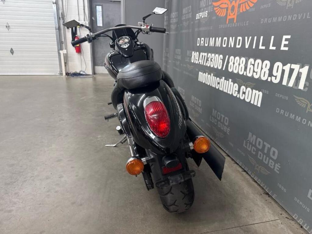 Kawasaki Vulcan 900 Custom SE 2009