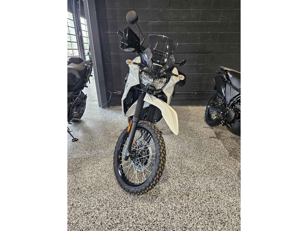 Kawasaki KLR650 2025