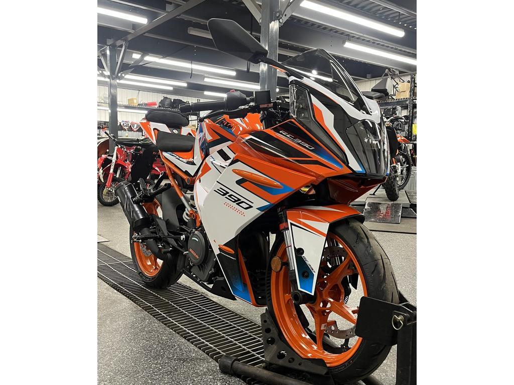 KTM RC 390 2024