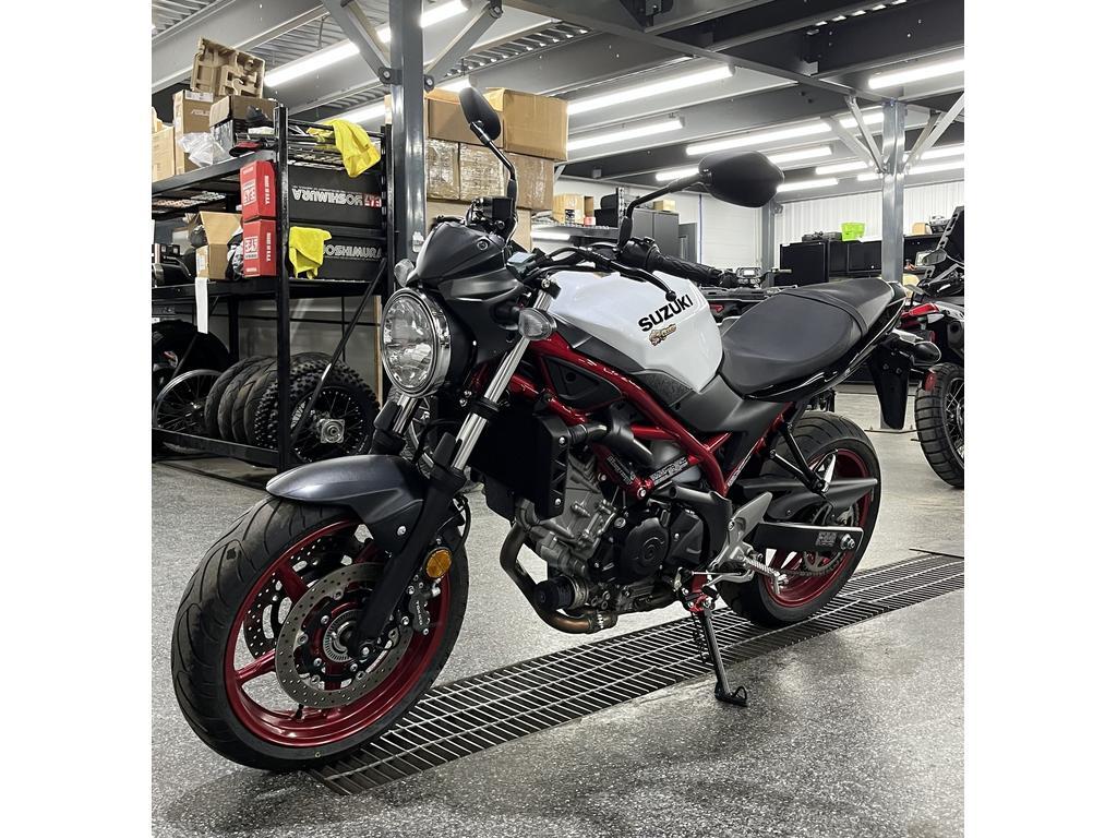 Suzuki SV650 2022