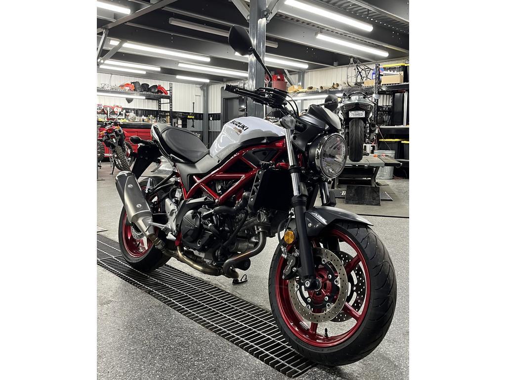 Suzuki SV650 2022