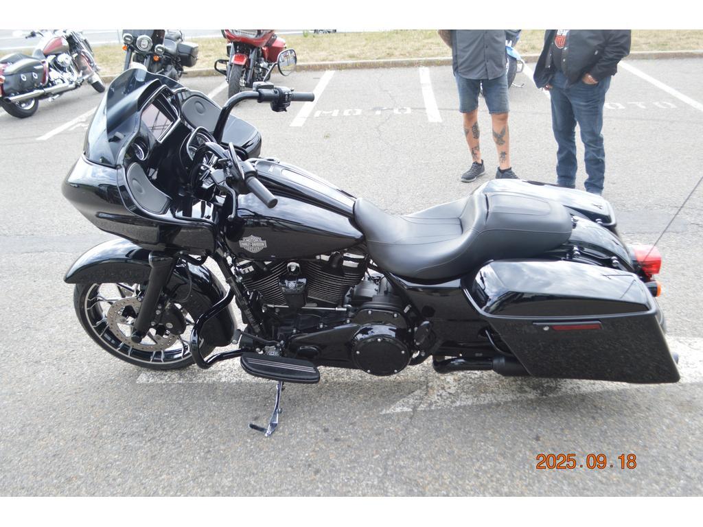 Harley-Davidson FLTRXS Road Glide Special 2022