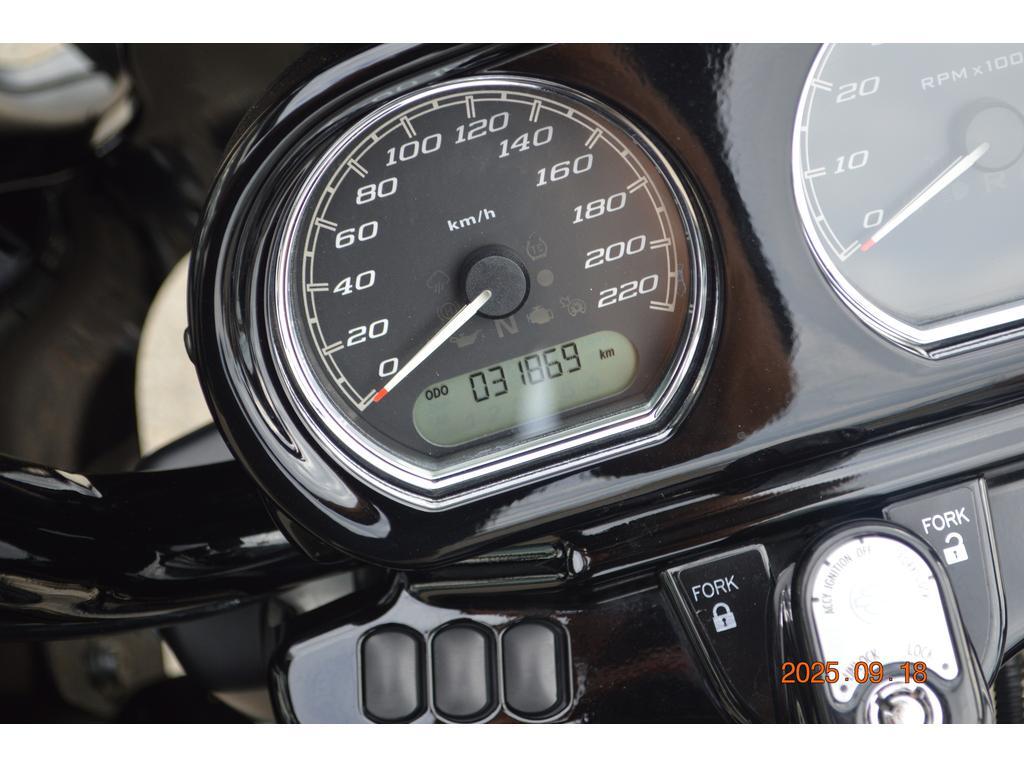 Harley-Davidson FLTRXS Road Glide Special 2022