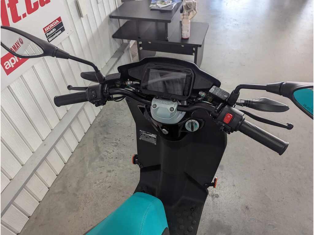 Piaggio 1 Active 2022