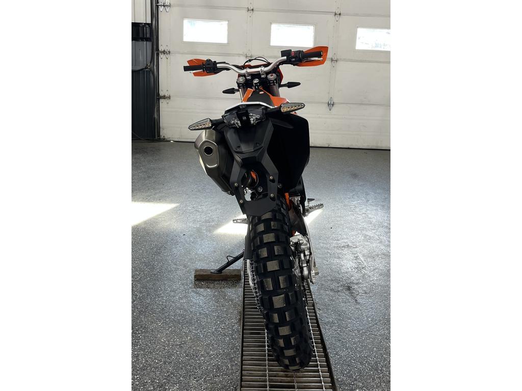 KTM 690 Enduro R 2026