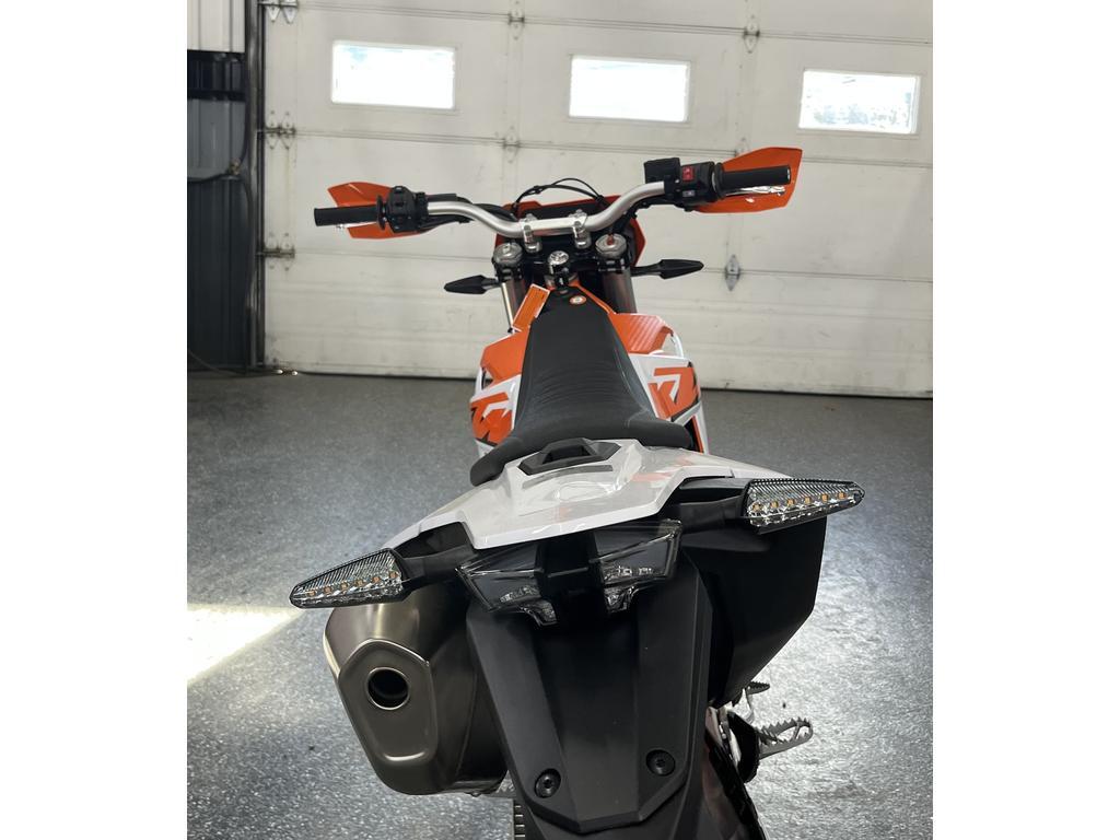 KTM 690 Enduro R 2026