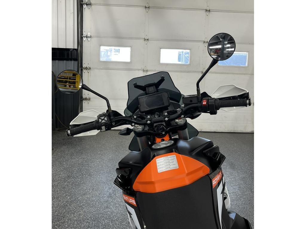 KTM 890 ADVENT 2022