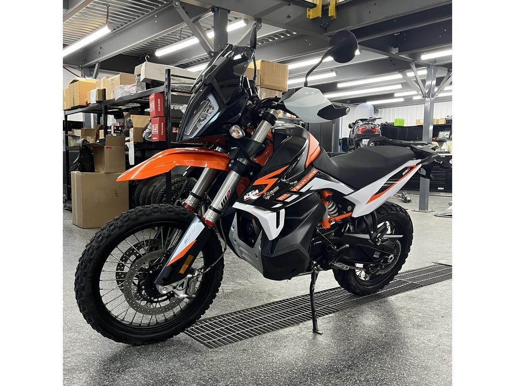 KTM 890 ADVENT 2022