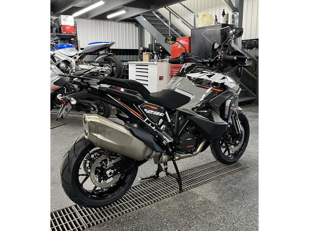 KTM 1290 ADVENTURE S 2024