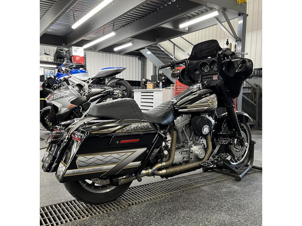 Harley-Davidson FLHT Electra Glide 2004