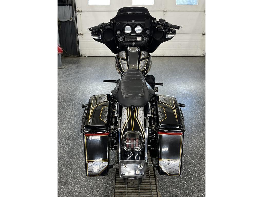 Harley-Davidson FLHT Electra Glide 2004