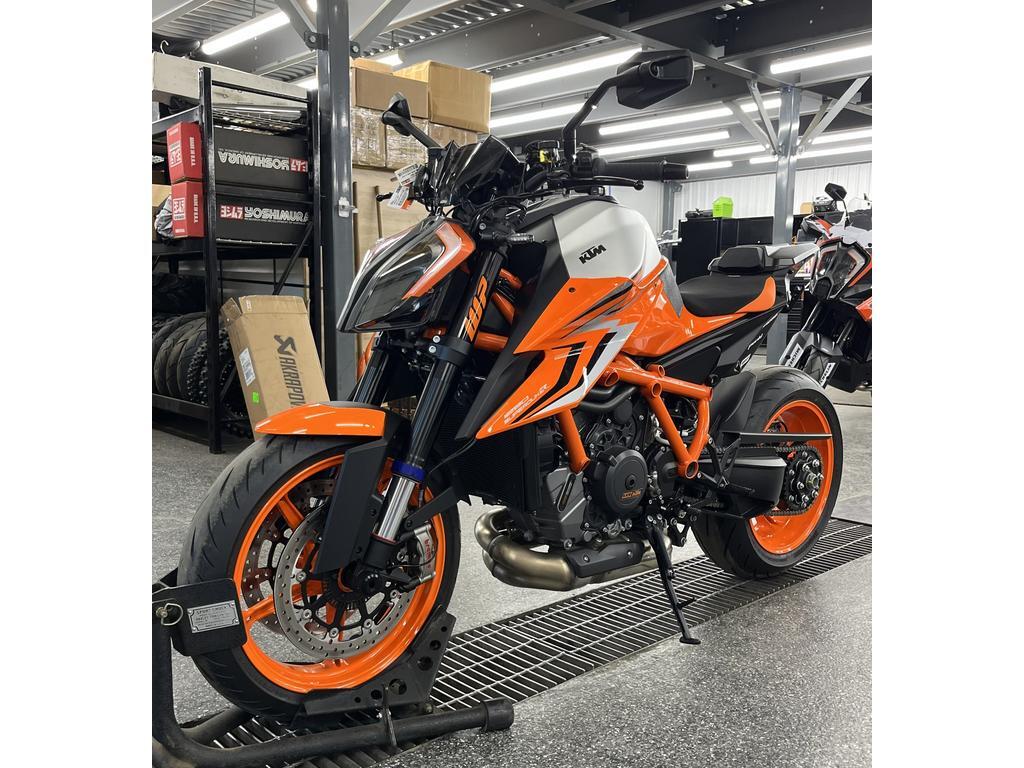 KTM 1290 Super Duke R 2022