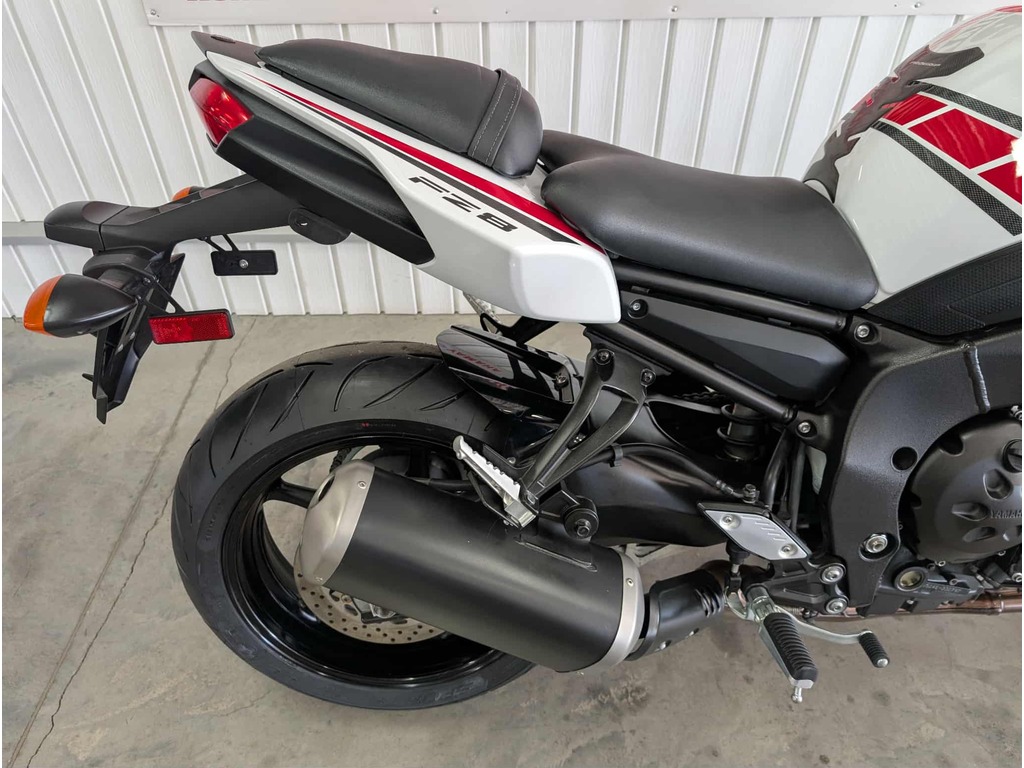 Yamaha FZ8 2012