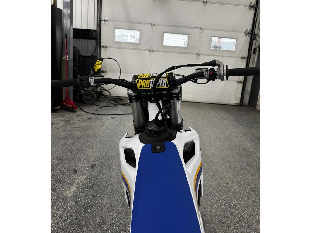 Husqvarna FC 450 HERITAGE 2023