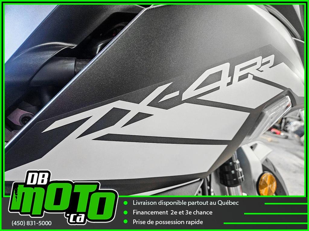 Kawasaki NINJA ZX-4RR 2025