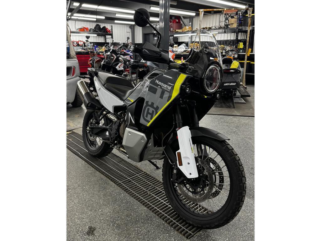 Husqvarna Norden 901 2025