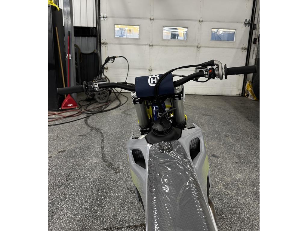 Husqvarna FC 250 2024