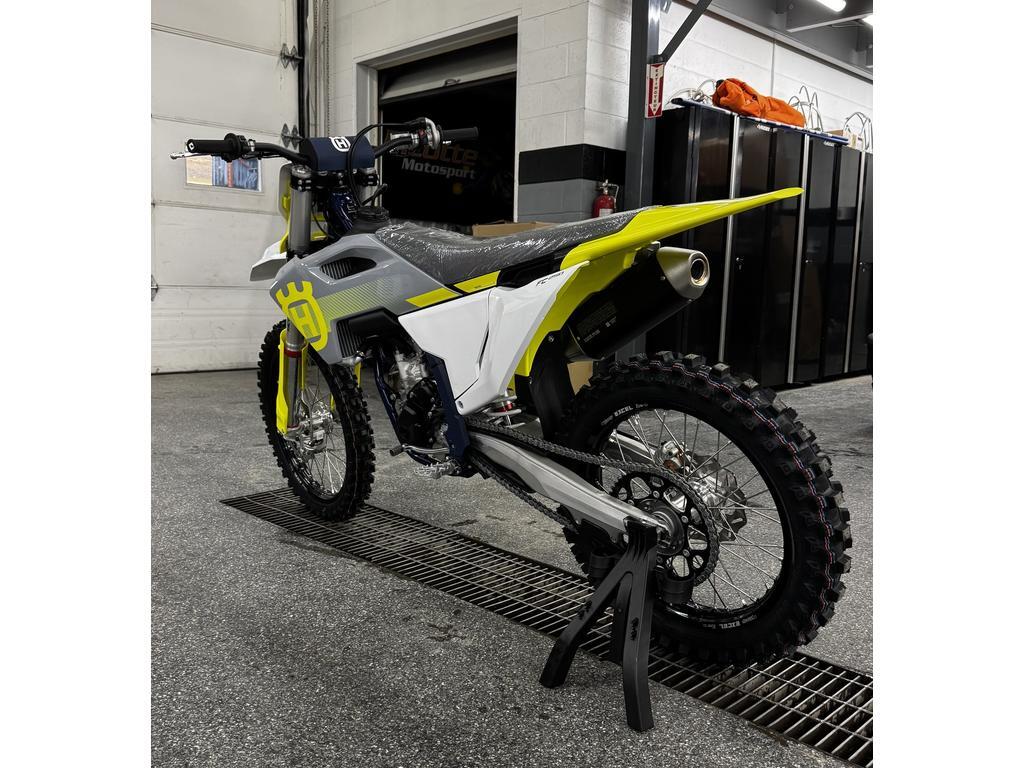 Husqvarna FC 250 2024