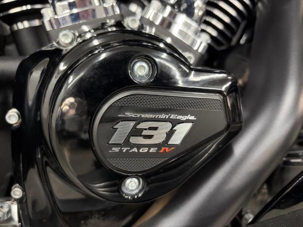 Harley-Davidson FLHX Street Glide 2024