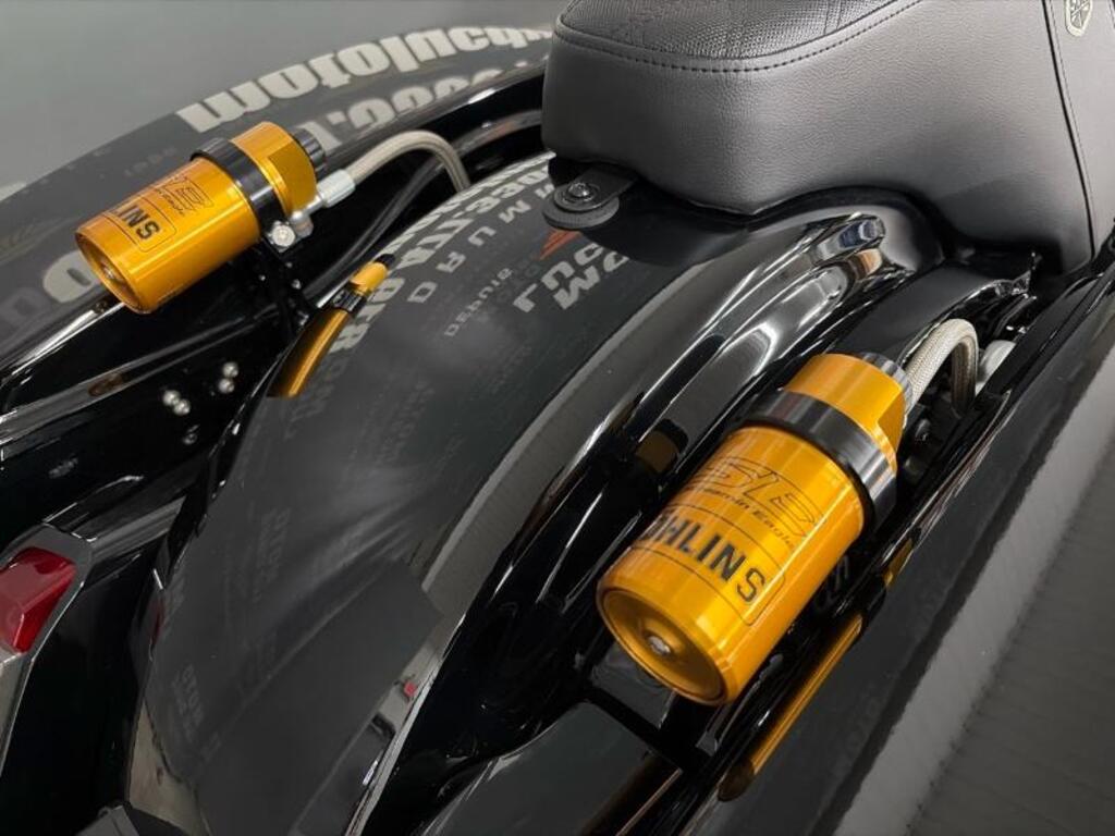 Harley-Davidson FLHX Street Glide 2024