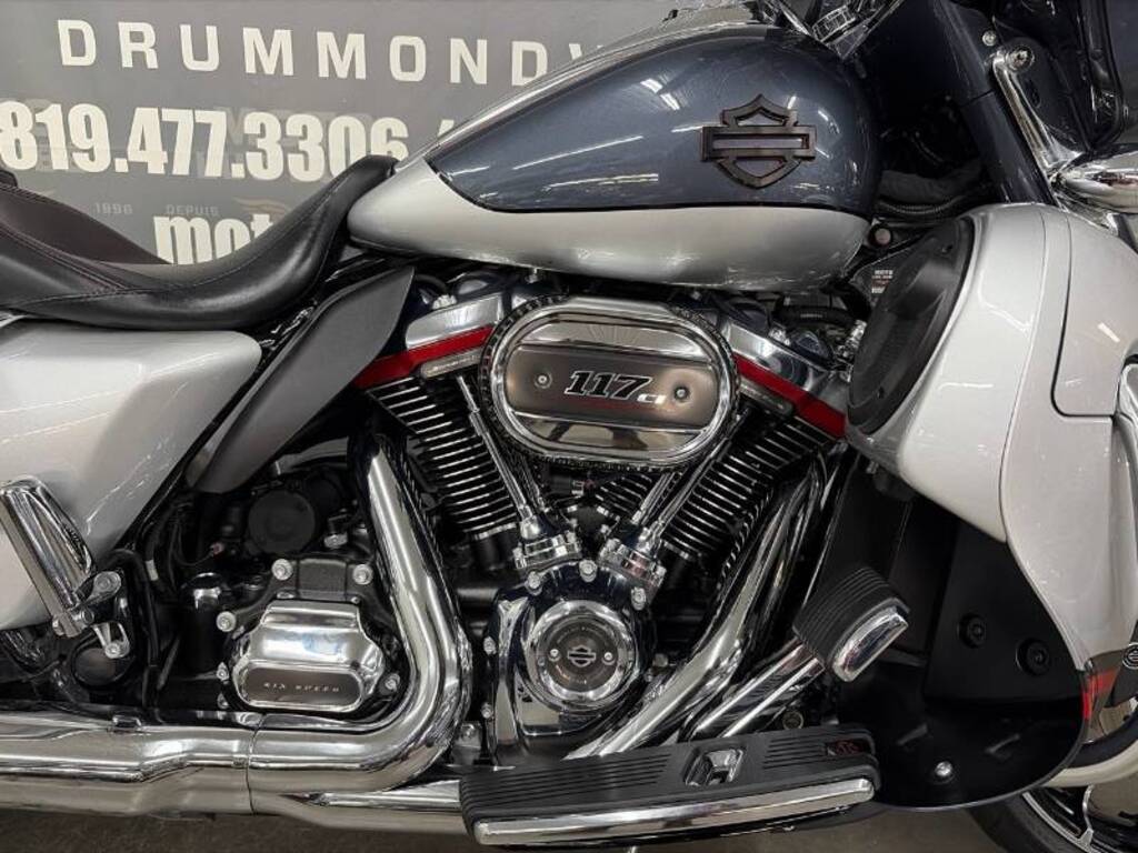 Harley-Davidson FLHXSE CVO Street Glide 2019