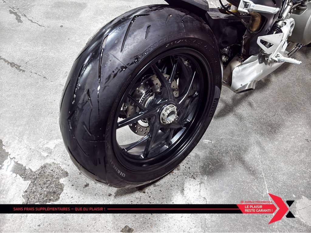 Ducati STREETFIGHTER V4 *383 KM* 2022