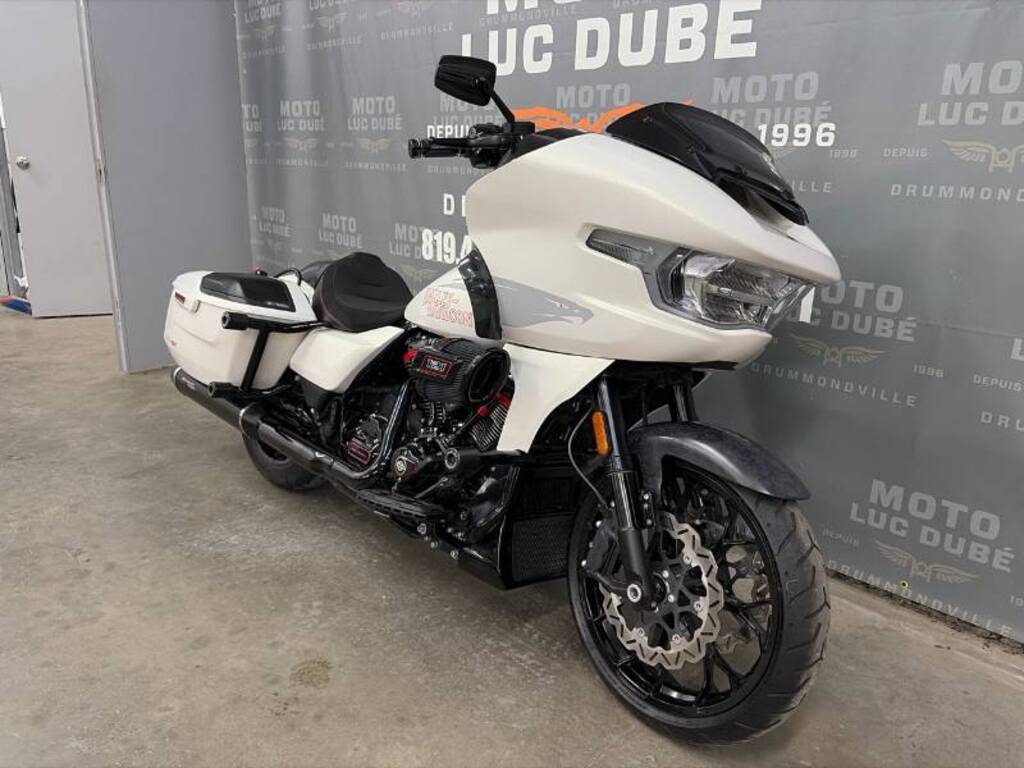 Harley-Davidson FLTRXSTSE CVO Road Glide ST 2024