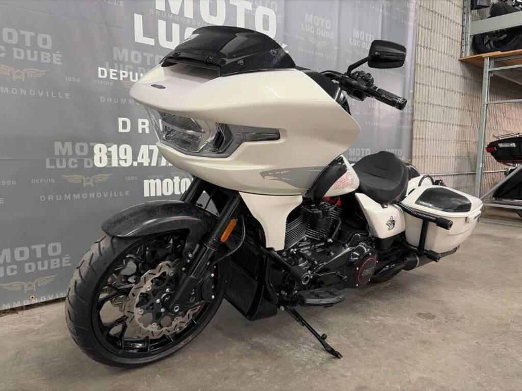 Harley-Davidson FLTRXSTSE CVO Road Glide ST 2024