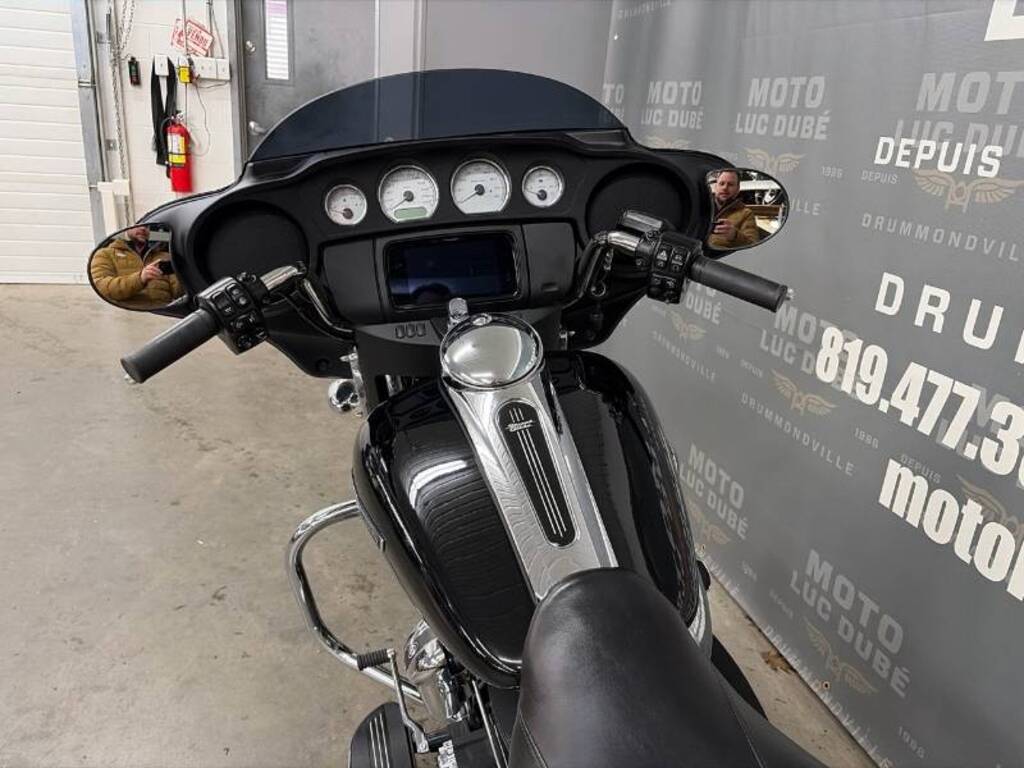 Harley-Davidson FLHX Street Glide 2021