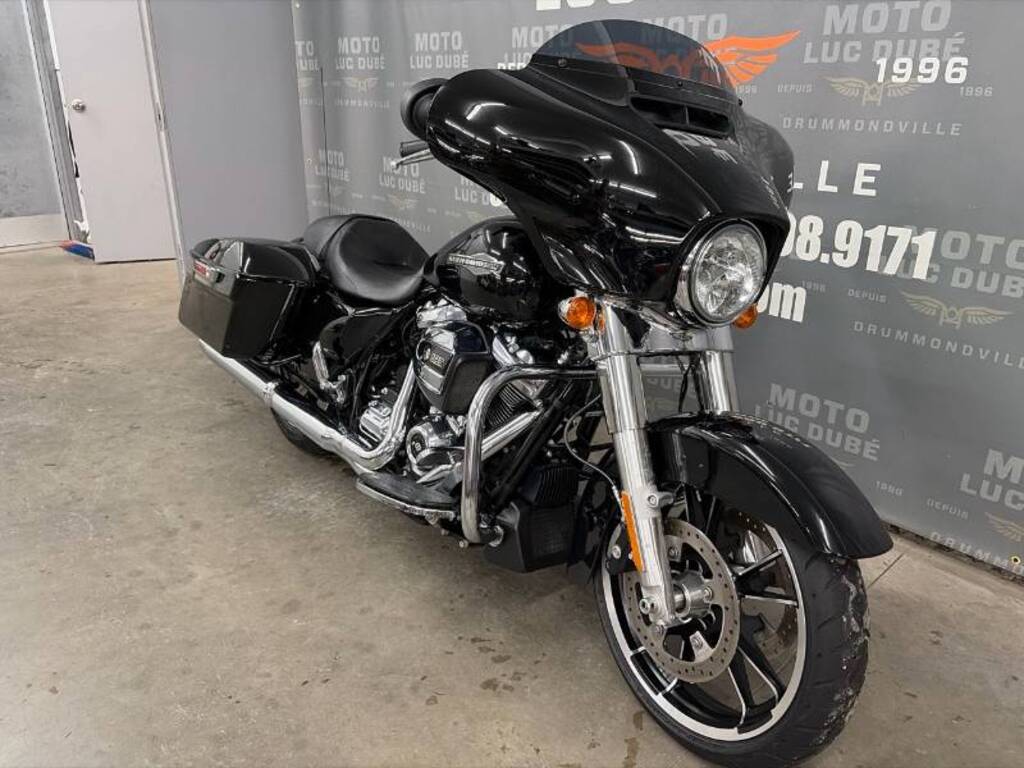 Harley-Davidson FLHX Street Glide 2021