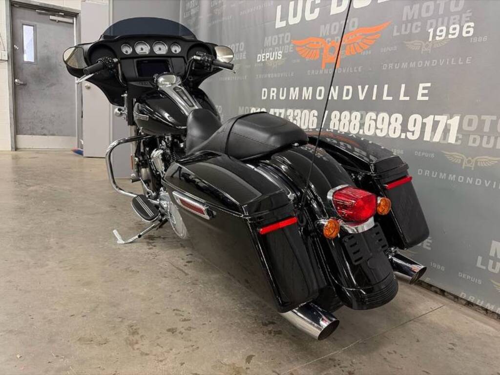 Harley-Davidson FLHX Street Glide 2021