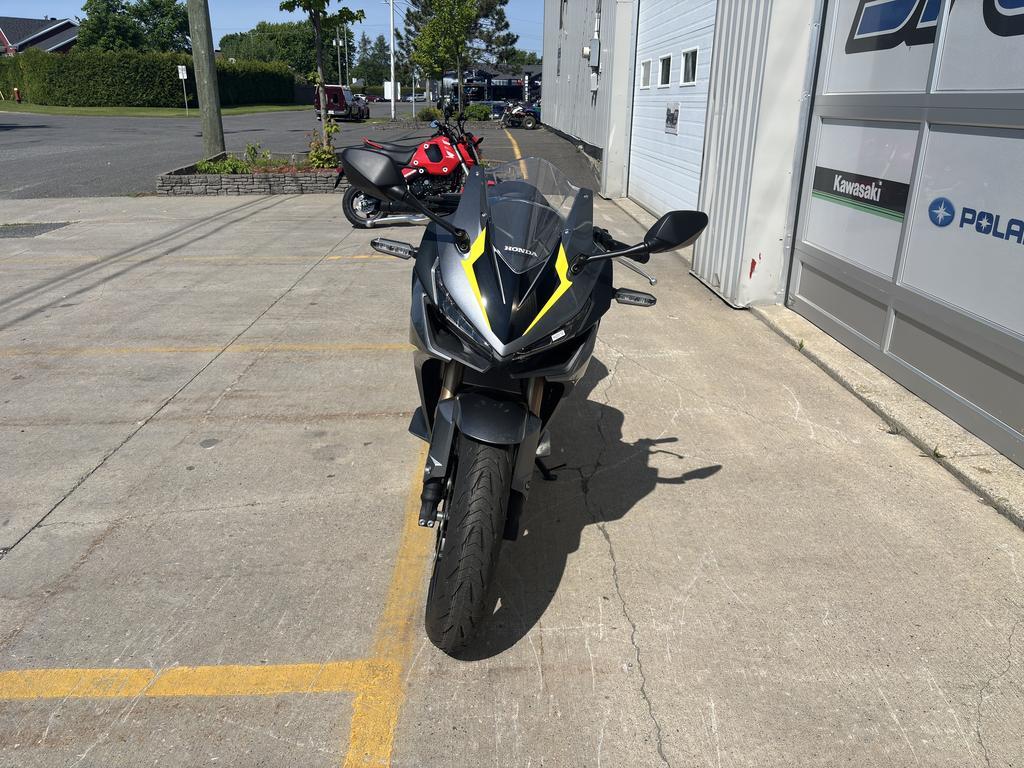 Honda CBR500R 2023