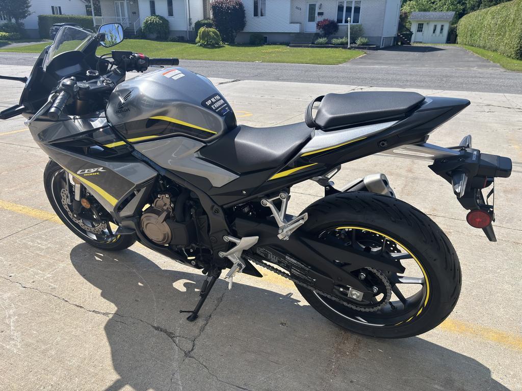Honda CBR500R 2023