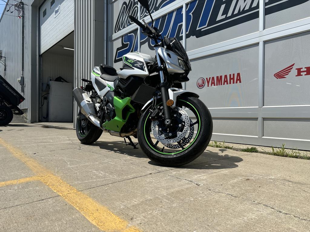Kawasaki Z7 Hybrid 2024