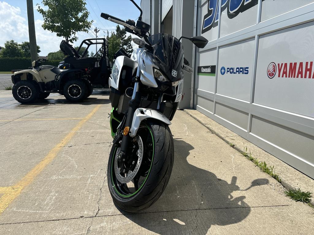 Kawasaki Z7 Hybrid 2024