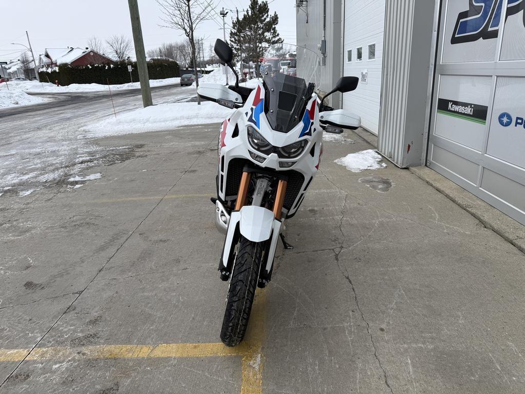 Honda Africa Twin Adventure Sports ES 2025