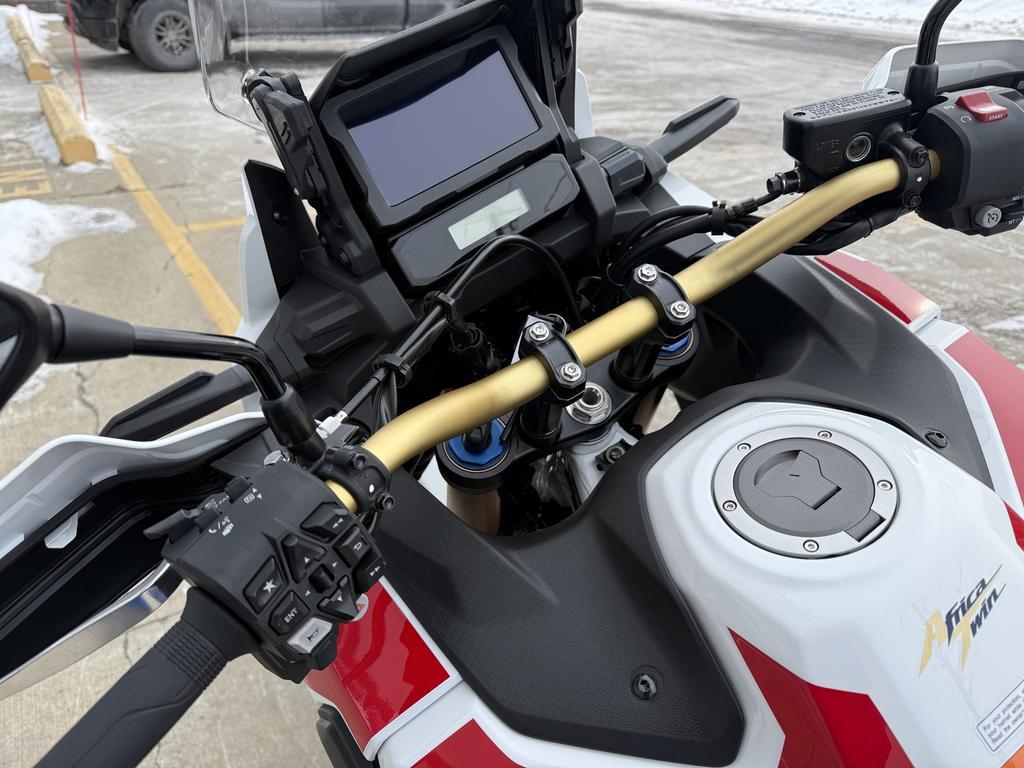 Honda Africa Twin Adventure Sports ES 2025