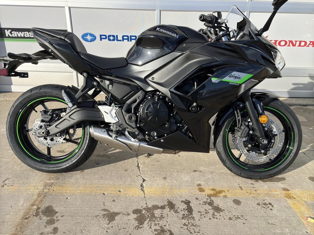 Kawasaki Ninja 650 ABS 2025