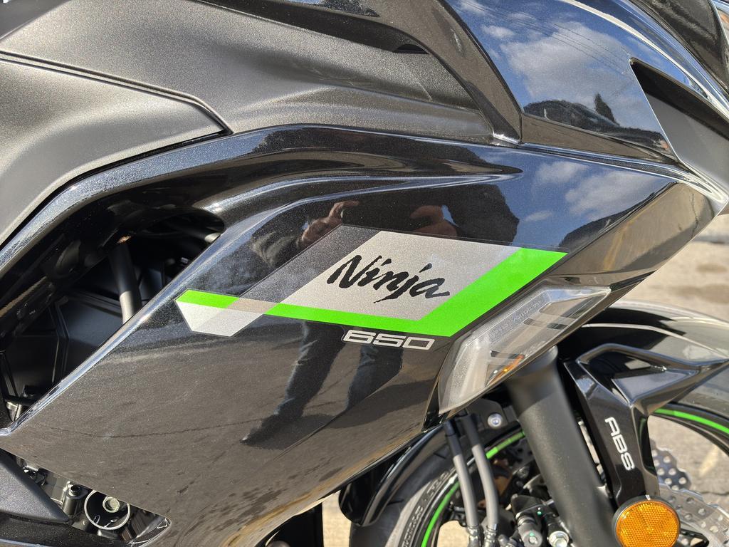 Kawasaki Ninja 650 ABS 2025