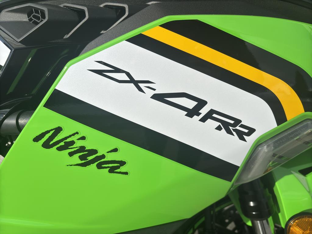 Kawasaki Ninja ZX-4RR KRT 2025