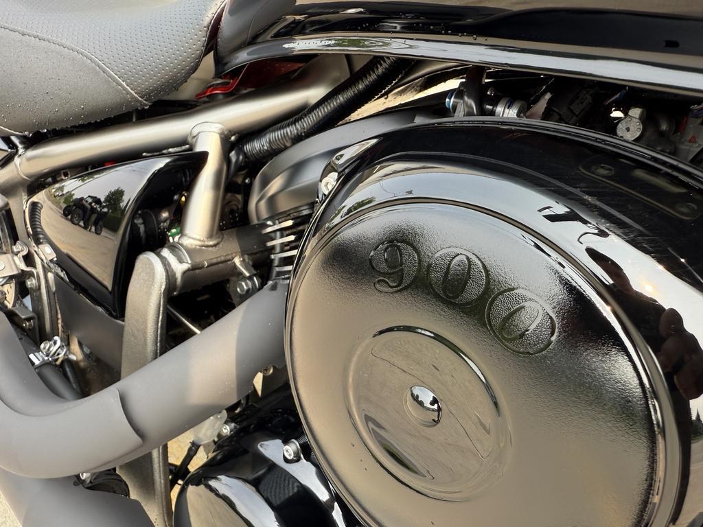 Kawasaki Vulcan 900 Custom 2025