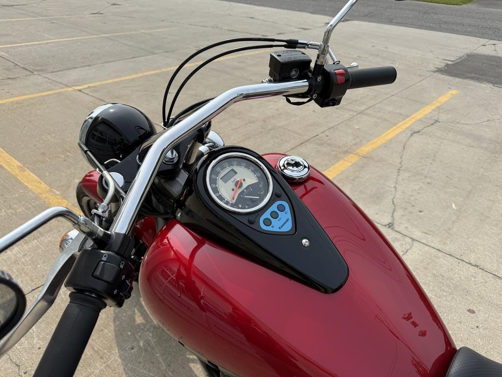 Kawasaki Vulcan 900 Custom 2025