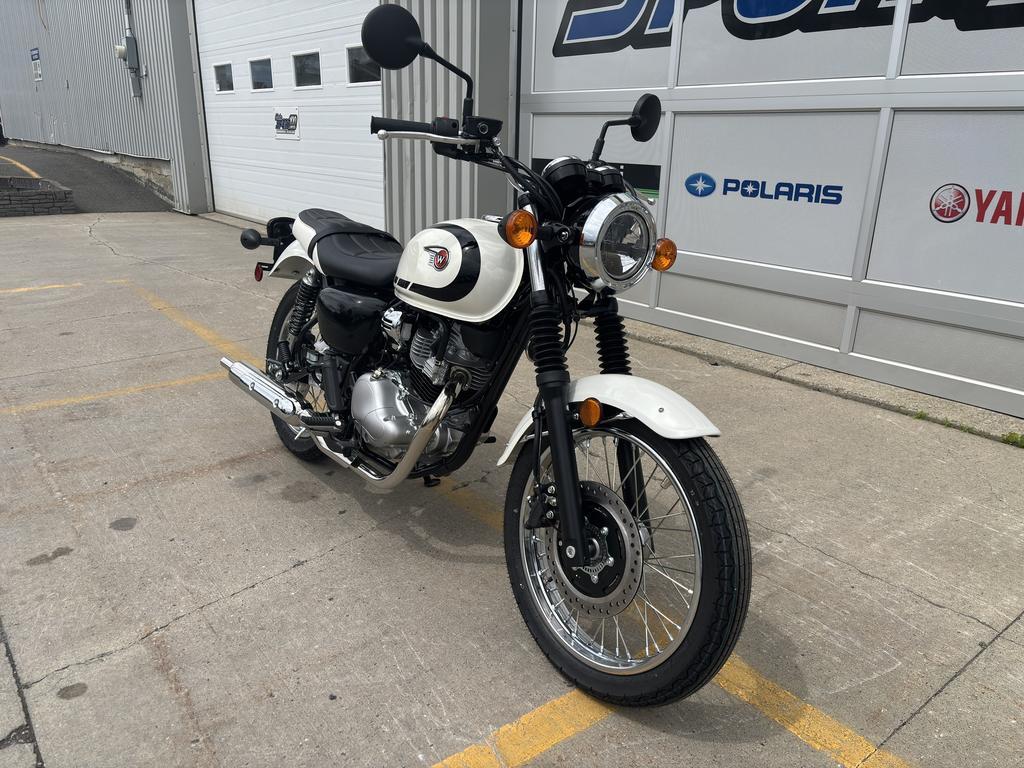 Kawasaki W230 2025