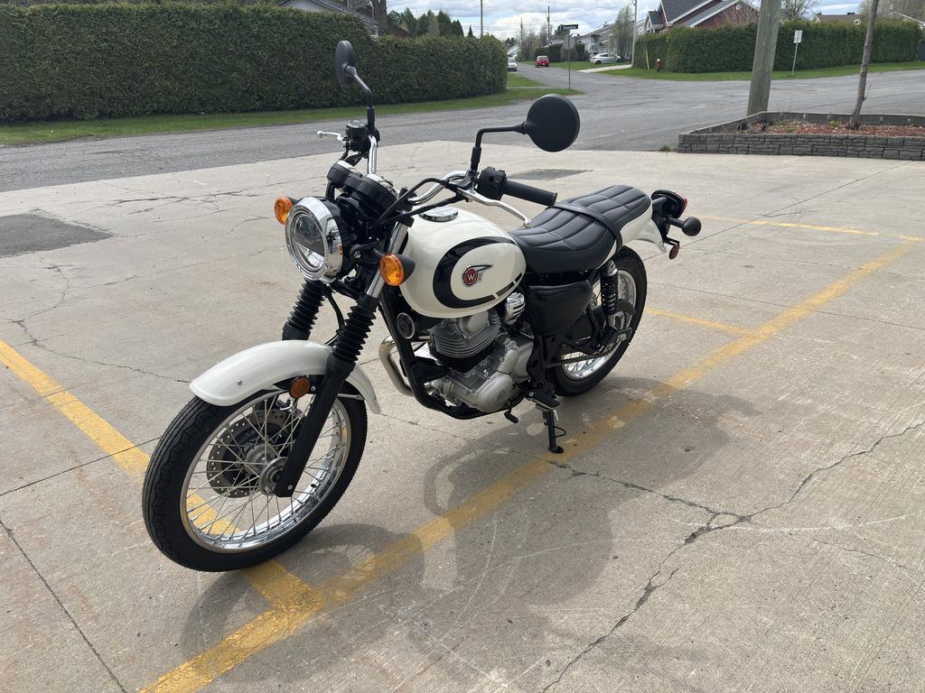 Kawasaki W230 2025