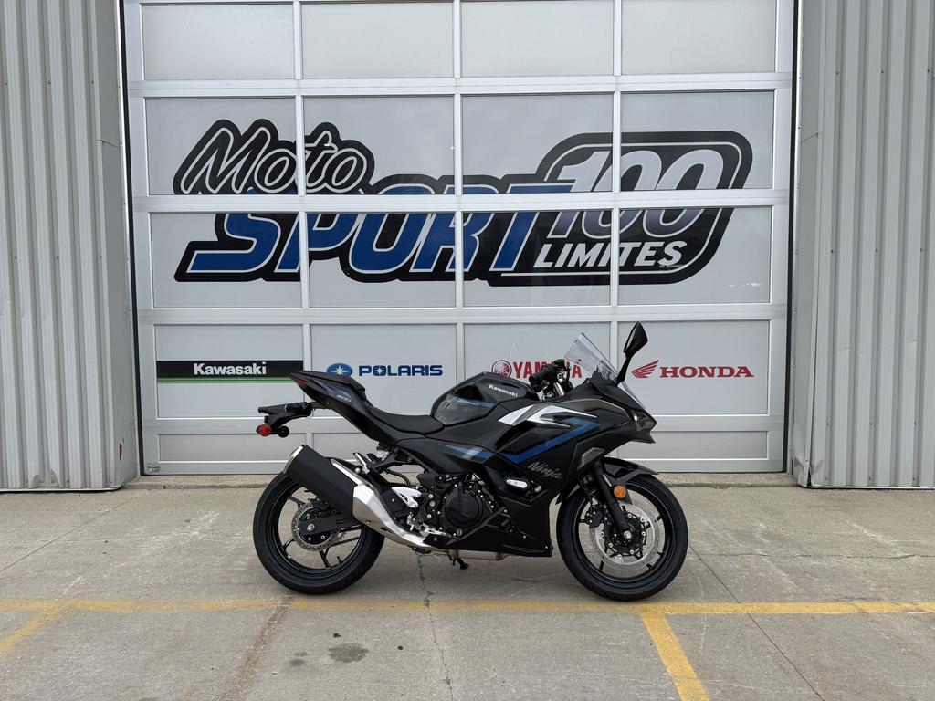 Kawasaki Ninja 500 SE 2025