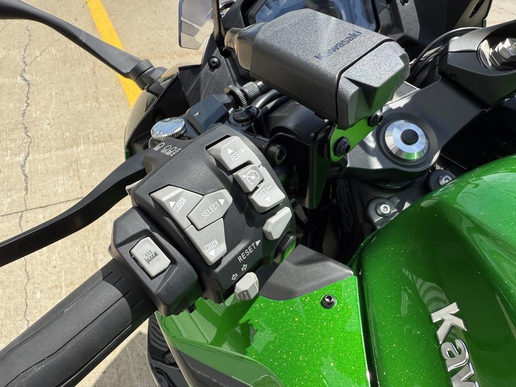 Kawasaki NINJA 1100SX SE 2025